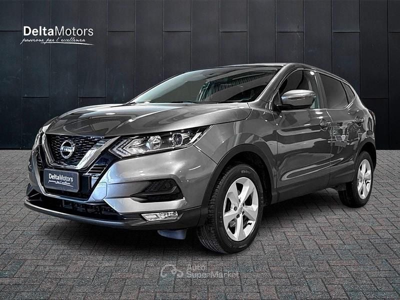 Usata Nissan Qashqai 110 CV (80 kW) 2018 Grigio metallizzato SUV