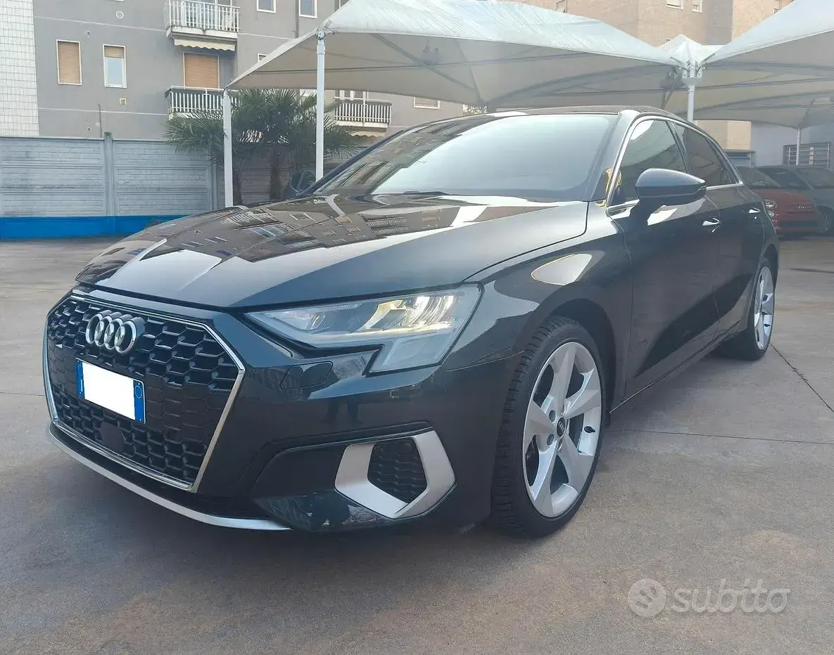 Usata Audi A3 Advanced 150 CV (110 kW) 2022 Grigio Berlina