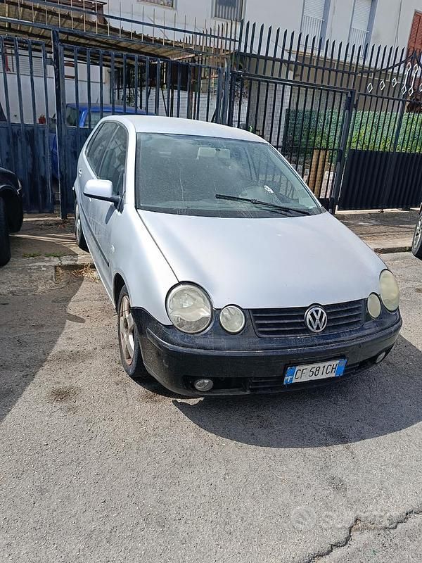 Usata VW Polo 75 CV (55 kW) 2003 Grigio Utilitaria