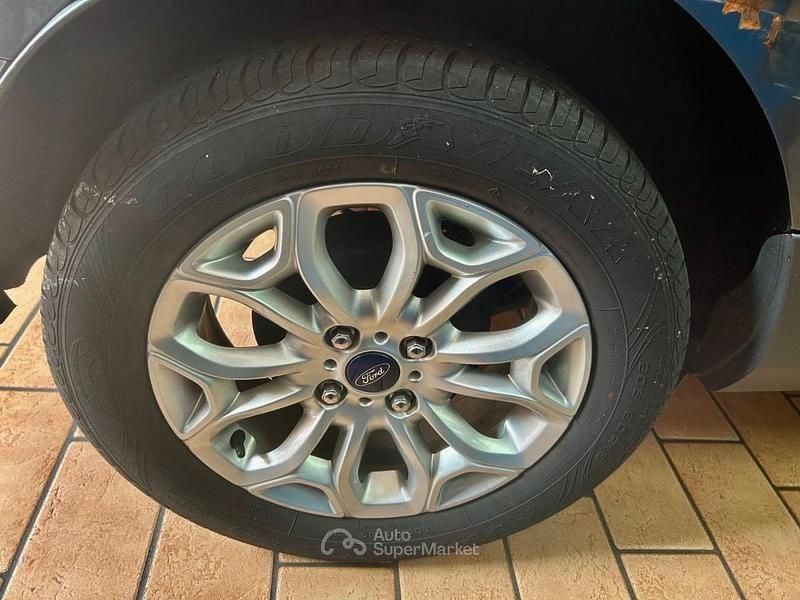 Usata Ford Ecosport Titanium 95 CV (69 kW) 2017 Grigio SUV