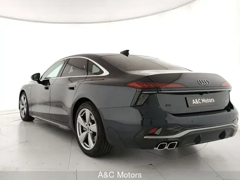 Nuova Audi A6 S-Line 204 CV (150 kW) 2026 Blu Berlina