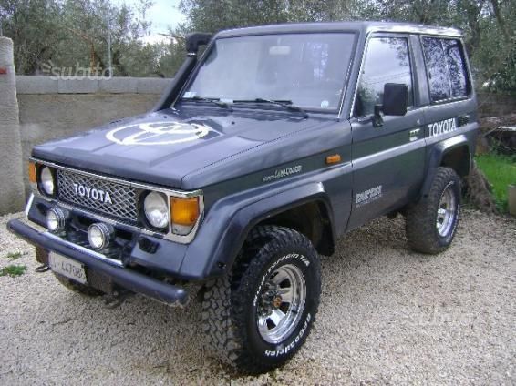 Toyota land cruiser 2