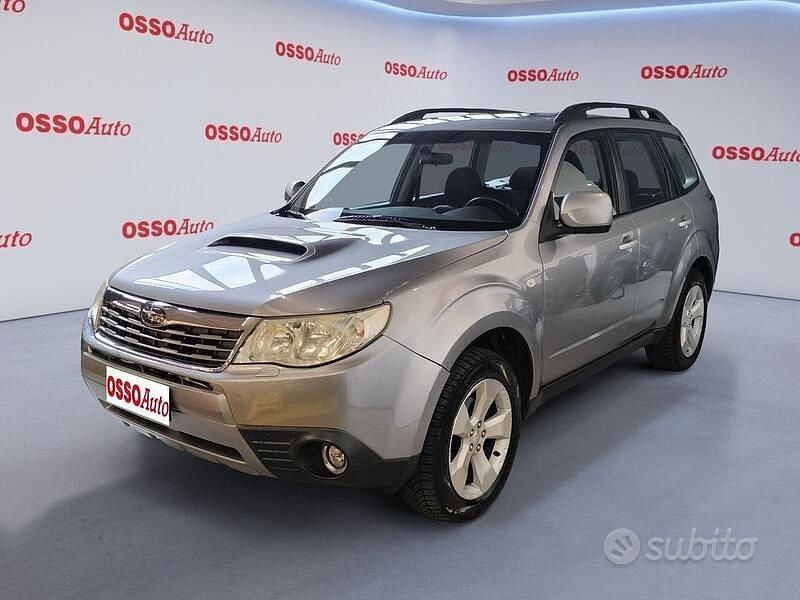 Grigio Usata 2010 Subaru Forester SUV | 2300 € (Super prezzo) - Immagine 1/4