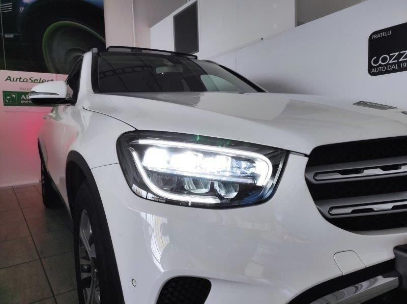 Usata Mercedes GLC200 Business 163 CV (119 kW) 2019 Bianco SUV