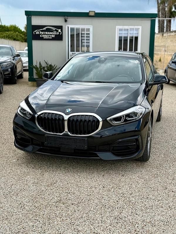 Usata BMW 120 M Sport 190 CV (139 kW) 2023 Nero Utilitaria