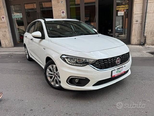 Usata Fiat Tipo Lounge 120 CV (88 kW) 2016 Bianco Station wagon