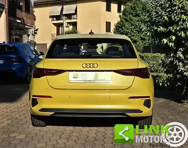 Usata Audi A3 Business 150 CV (110 kW) 2021 Giallo Berlina