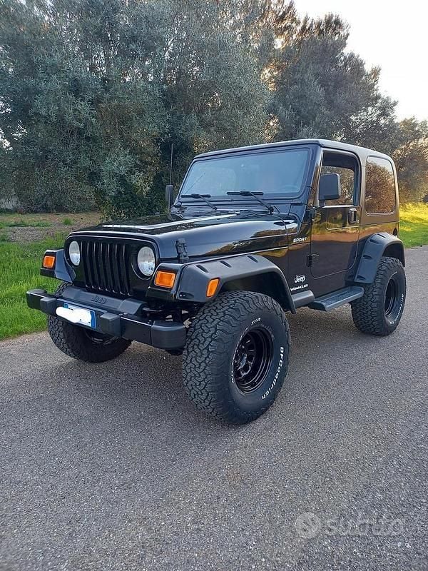 Usata Jeep Wrangler Sport 143 CV (105 kW) 2006 Nero SUV