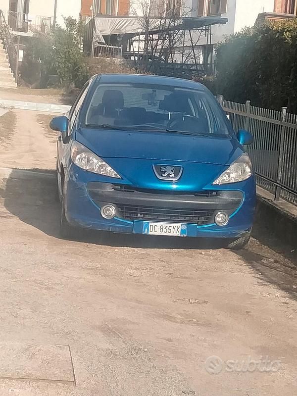 Usata Peugeot 207 90 CV (66 kW) 2007 Blu Berlina