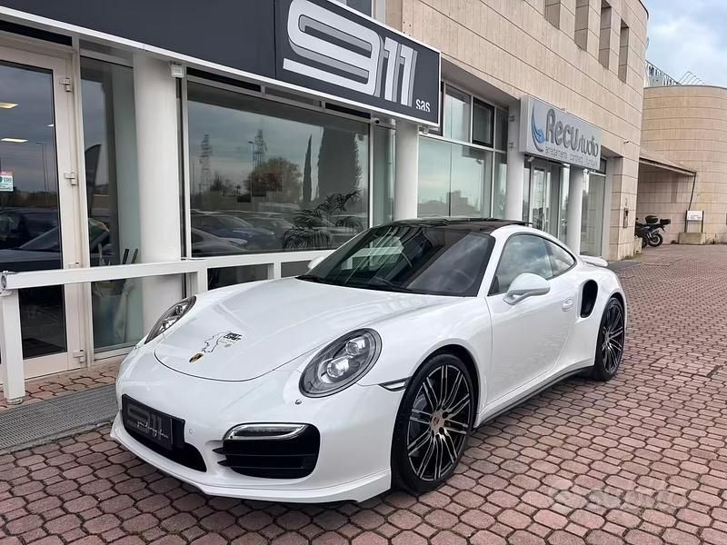 Usata Porsche 911 521 CV (383 kW) 2015 Bianco Coupé