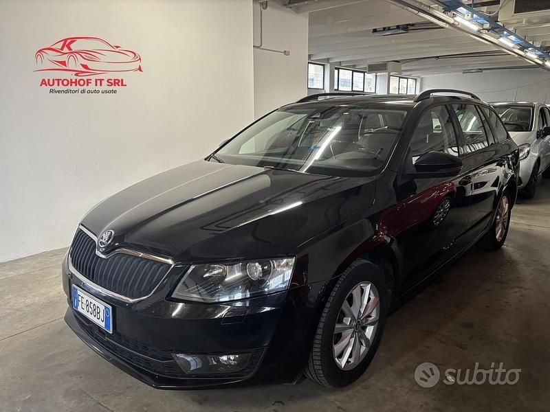 Usata Skoda Octavia G-TEC 110 CV (80 kW) 2016 Nero Station wagon