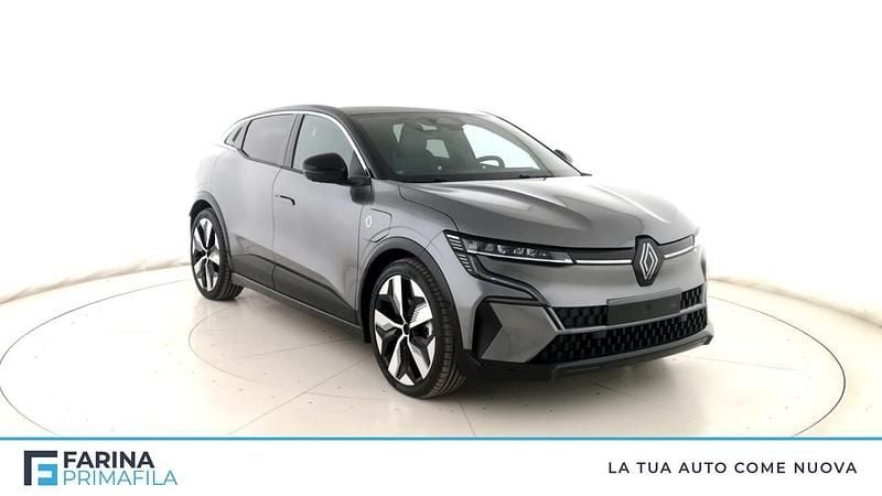 Usata Renault Megane E-Tech Techno 160 kW (218 CV) 2024 Grigio SUV