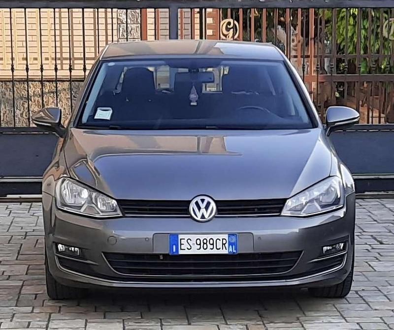 Usata VW Golf VII Highline 105 CV (77 kW) 2013 Grigio Berlina
