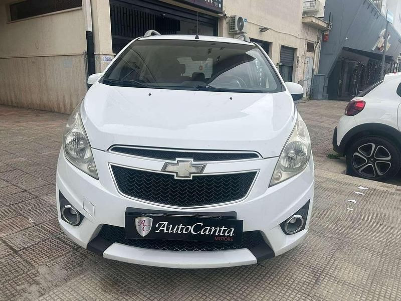 Usata Chevrolet Spark LT 82 CV (60 kW) 2010 Bianco Utilitaria