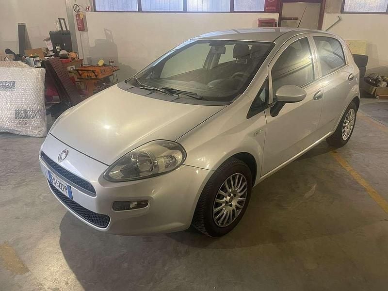 Occasion Fiat Punto Lounge 69 ch (50 kW) 2018 Other Citadine