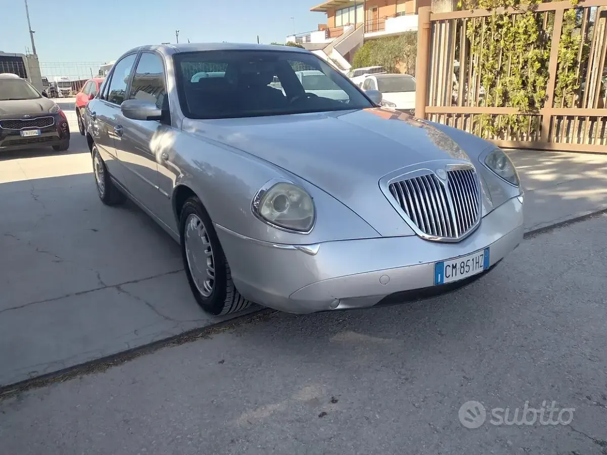 Usata Lancia Thesis 175 CV (128 kW) 2004 Grigio Berlina