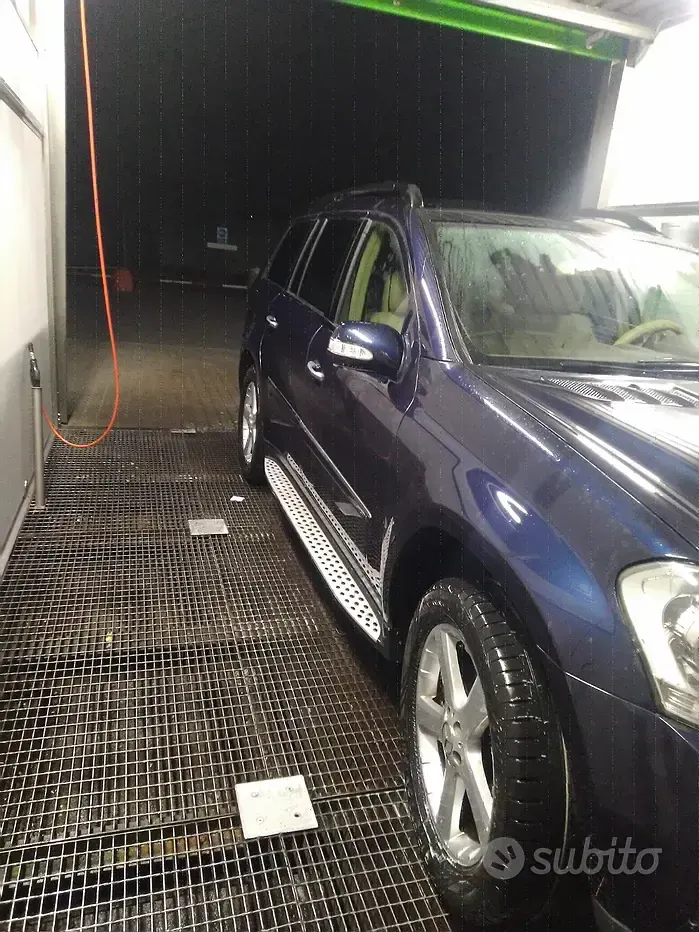 Usata Mercedes GL420 306 CV (225 kW) 2008 Blu SUV
