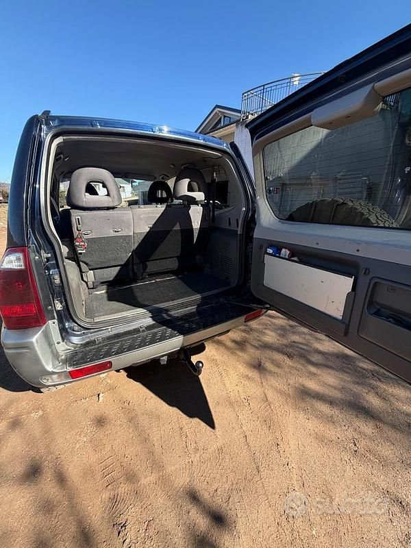 Usata Mitsubishi Pajero 160 CV (117 kW) 2004 Blu SUV