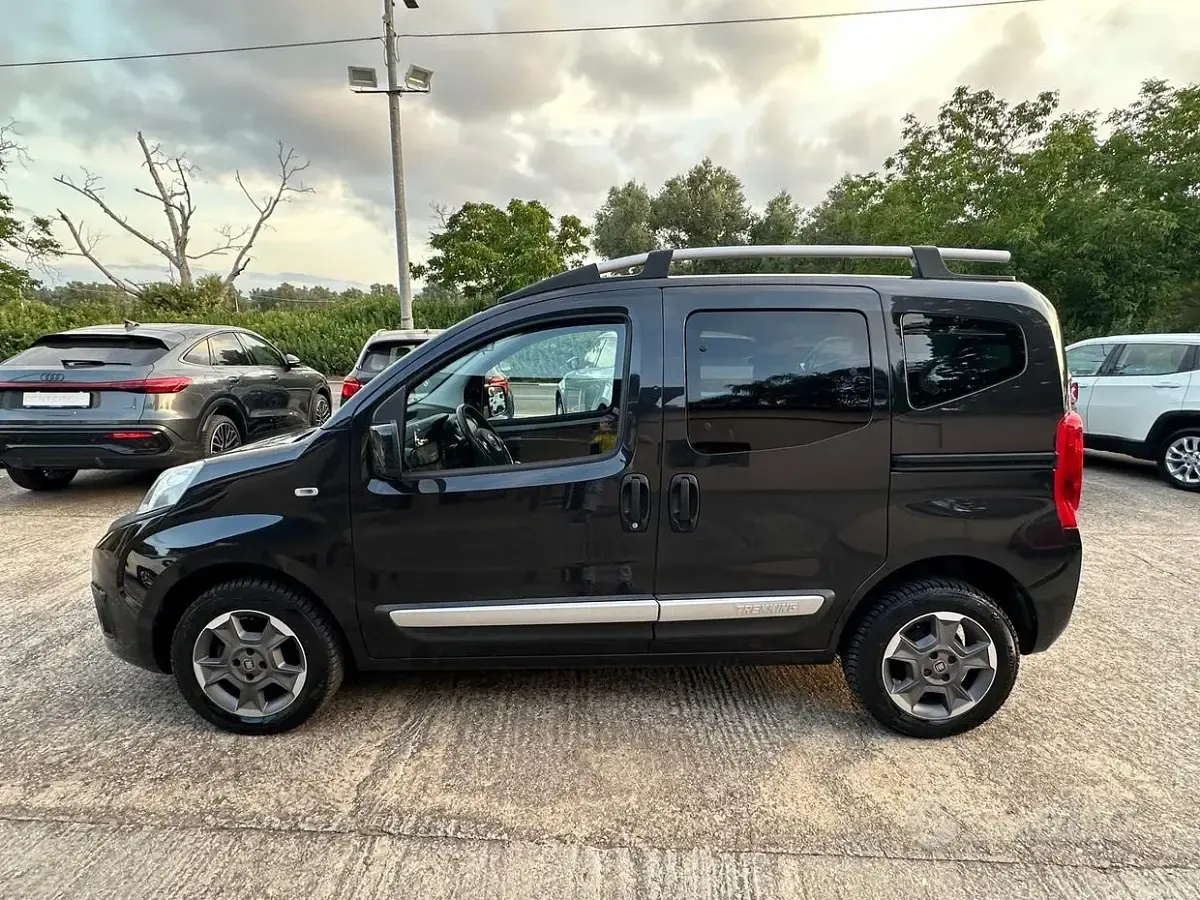 Usata Fiat Qubo Trekking 80 CV (58 kW) 2018 Nero Monovolume