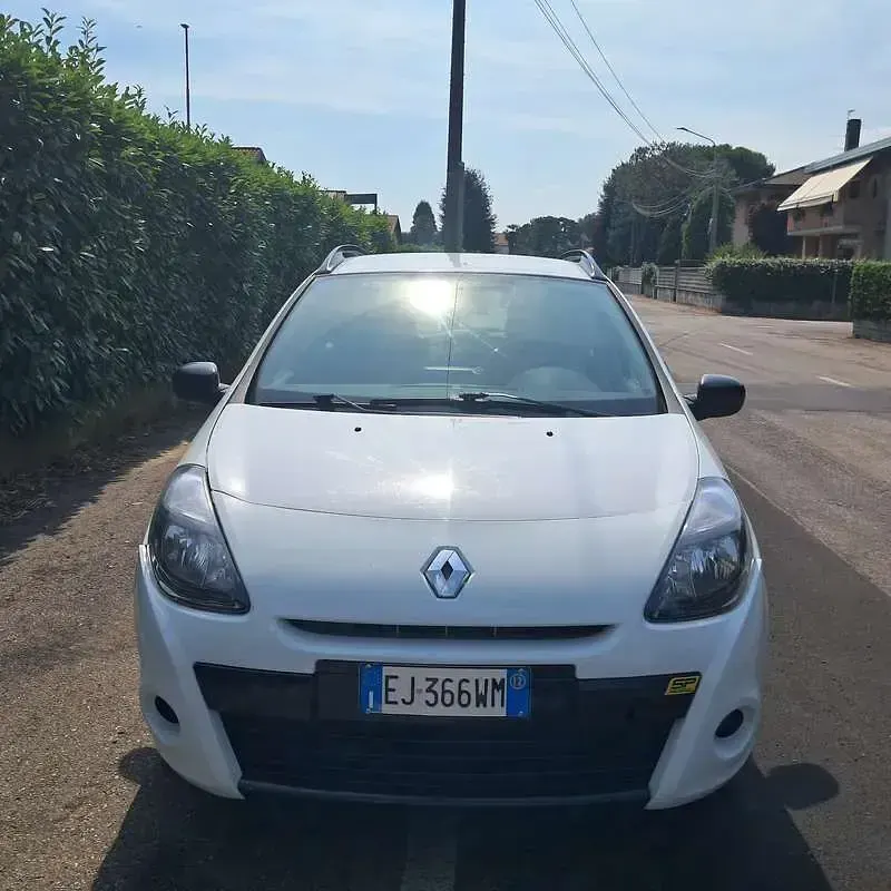 Usata Renault Clio 88 CV (64 kW) 2012 Station wagon