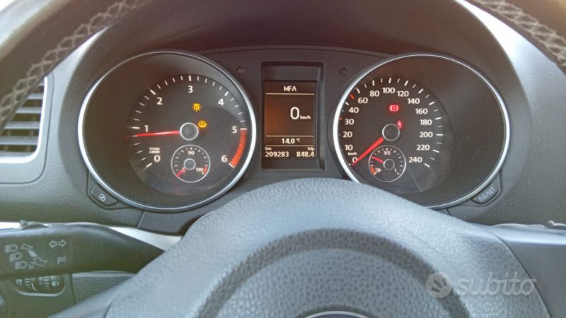 Blu Usata 2011 VW Golf VI Due volumi | 7000 € (Cara) - Immagine 1/4