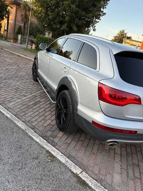 Usata Audi Q7 Ambiente 218 CV (160 kW) 2012 Grigio SUV