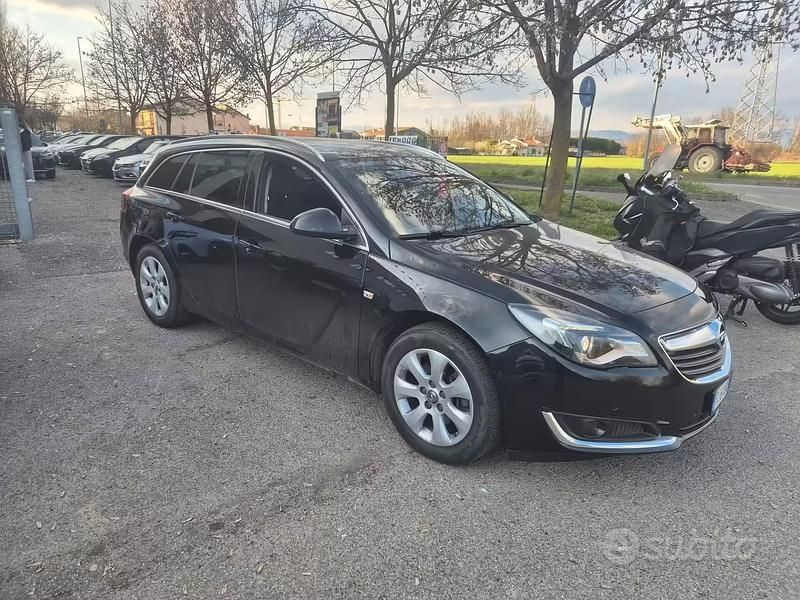 Usata Opel Insignia Cosmo 170 CV (125 kW) 2017 Nero Station wagon