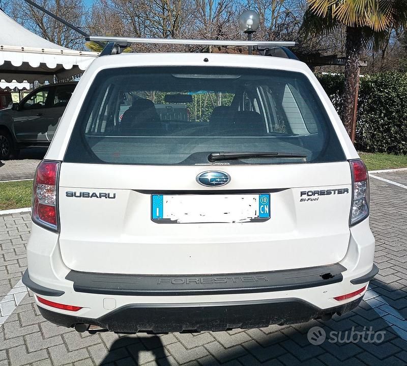 Usata Subaru Forester 150 CV (110 kW) 2010 Bianco SUV