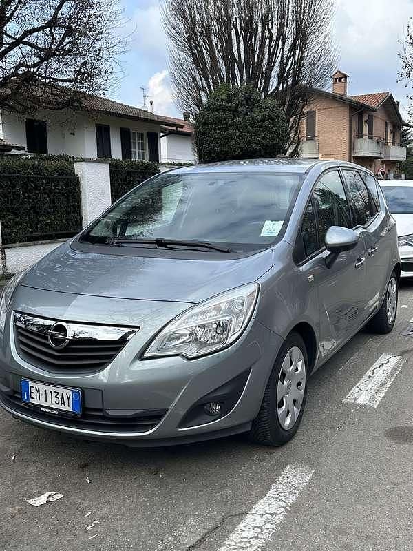 Occasion Opel Meriva 120 ch (88 kW) 2012 Gris Monospace