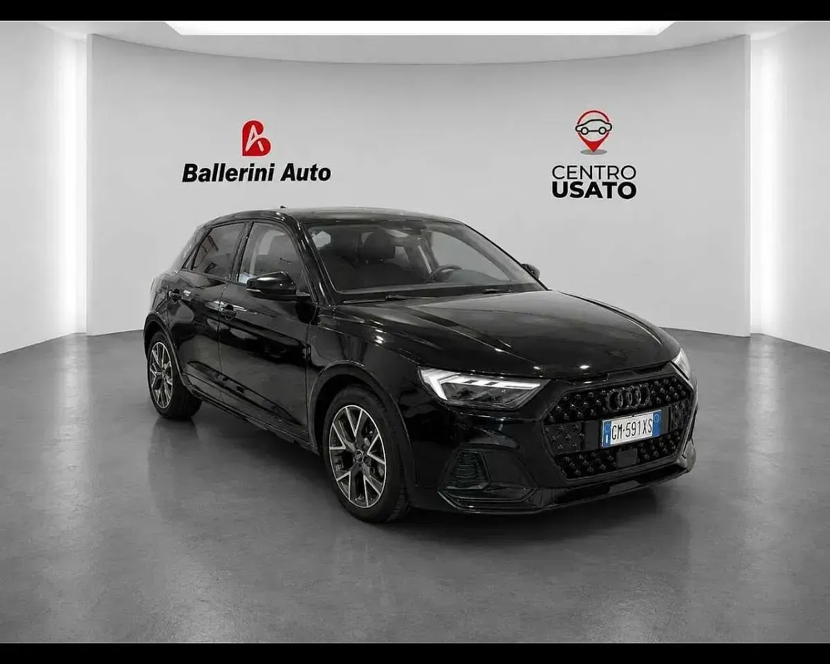 Usata Audi A1 Ambiente 95 CV (69 kW) 2023 Nero SUV