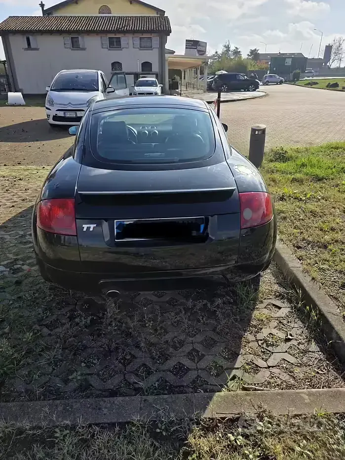Usata Audi TT Advanced Plus 179 CV (131 kW) 1999 Nero Coupé