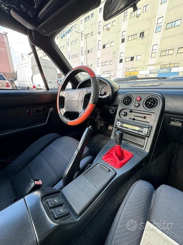Usata Mazda MX5 116 CV (85 kW) 1991 Bianco Cabrio