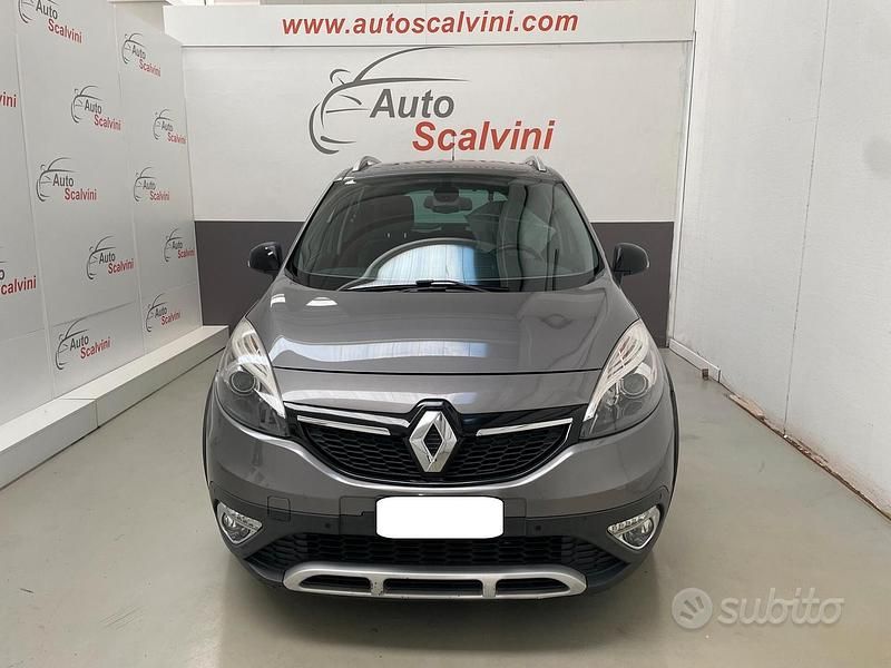 Usata Renault Scénic III XMOD 110 CV (80 kW) 2013 Grigio Monovolume