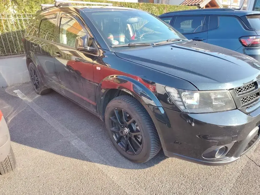 Usata Fiat Freemont Black Code 170 CV (125 kW) 2015 SUV
