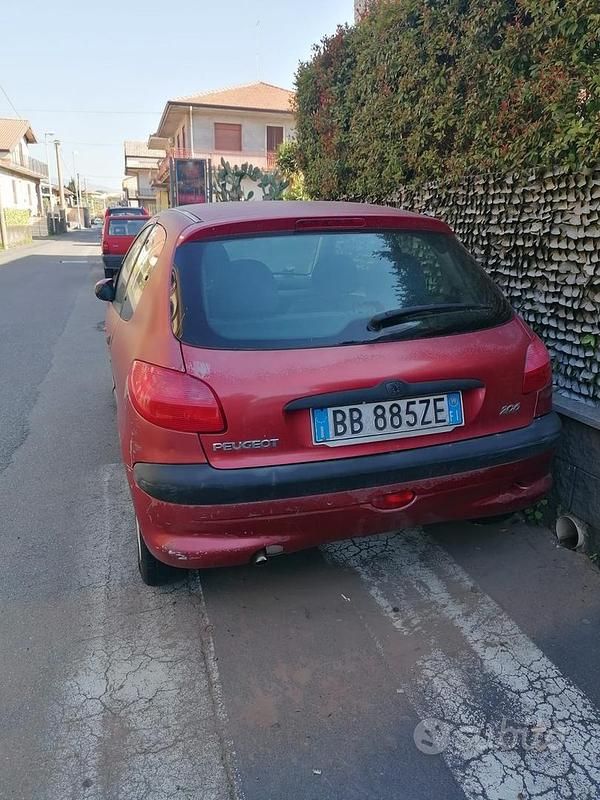 Usata Peugeot 206 60 CV (44 kW) 1999 Utilitaria