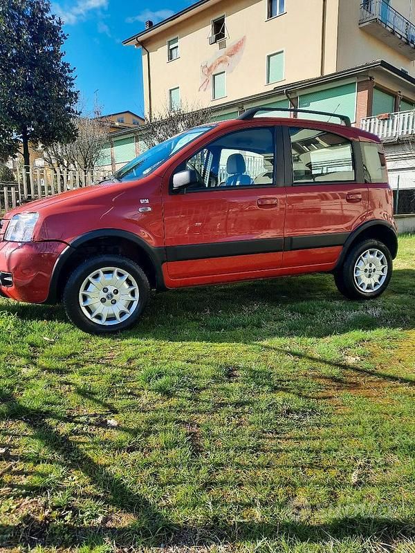 Usata Fiat Panda 4x4 2007 Rosso Utilitaria