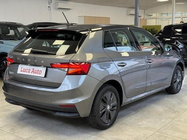 Usata Skoda Fabia 80 CV (58 kW) 2023 Grigio Utilitaria