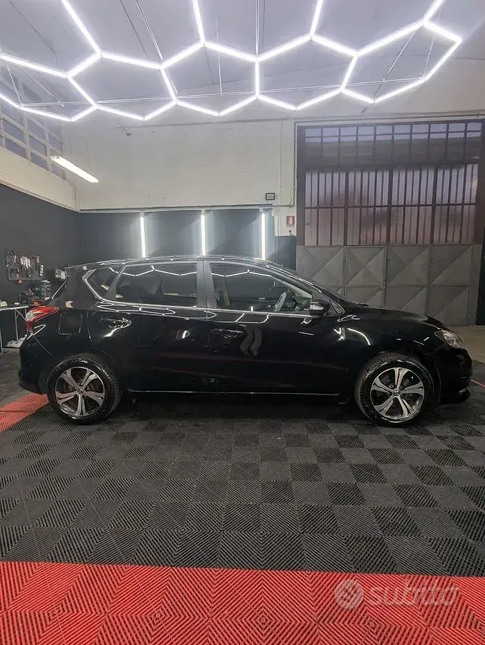 Usata Nissan Pulsar 116 CV (85 kW) 2017 Nero Utilitaria
