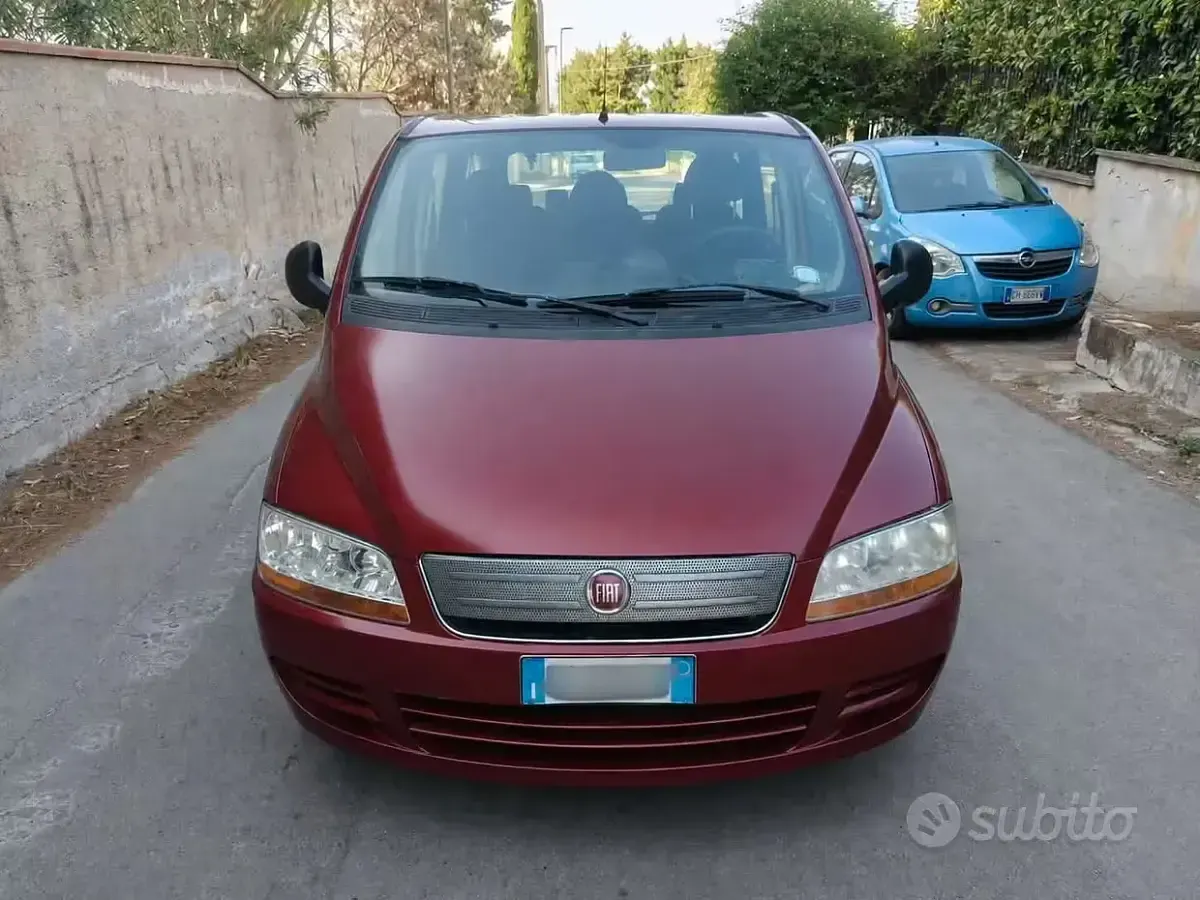 Usata Fiat Multipla 103 CV (75 kW) 2009 Rosso Monovolume