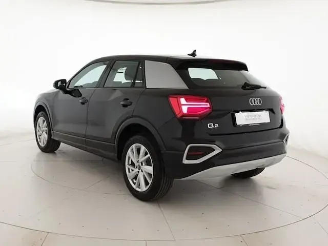 Nuova Audi Q2 Advanced 116 CV (85 kW) 2026 Nero brillante SUV