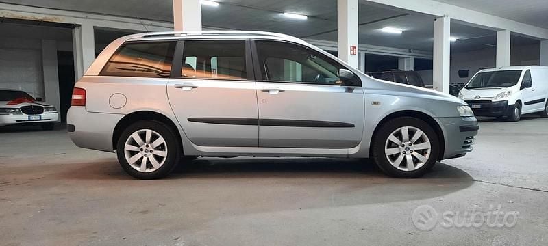 Usata Fiat Stilo Dynamic 120 CV (88 kW) 2008 Grigio Station wagon