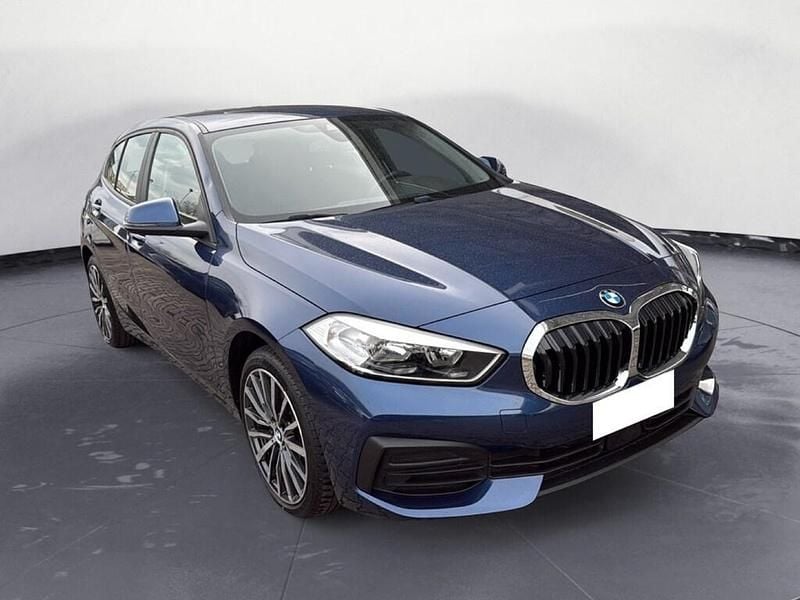 Usata BMW 116 Advantage 116 CV (85 kW) 2021 Bianco Utilitaria