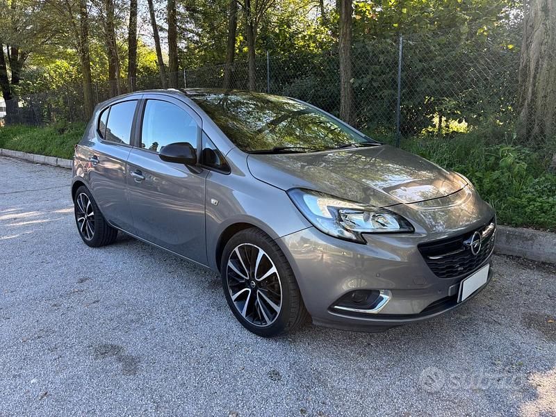 Usata Opel Corsa Cosmo 90 CV (66 kW) 2015 Beige Berlina