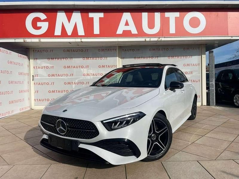Bianco Usata 2023 Mercedes A180 Premium Tre volumi | 31.990 € (Buon prezzo) - Immagine 1/4