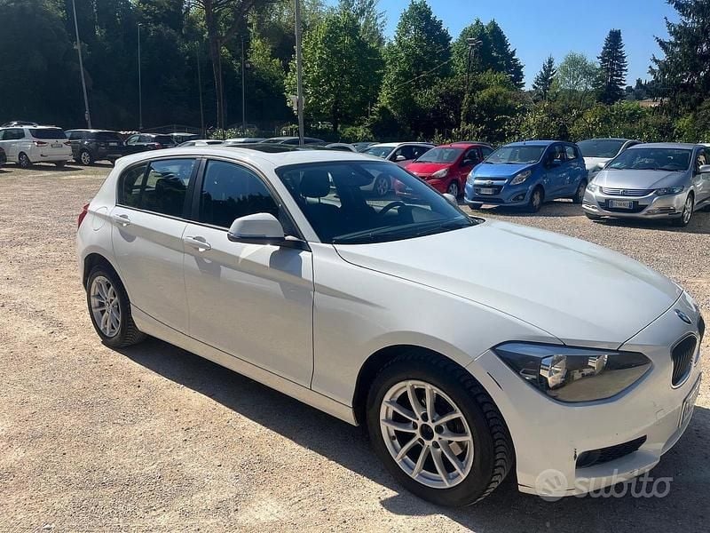 Usata BMW 118 143 CV (105 kW) 2014 Bianco Utilitaria