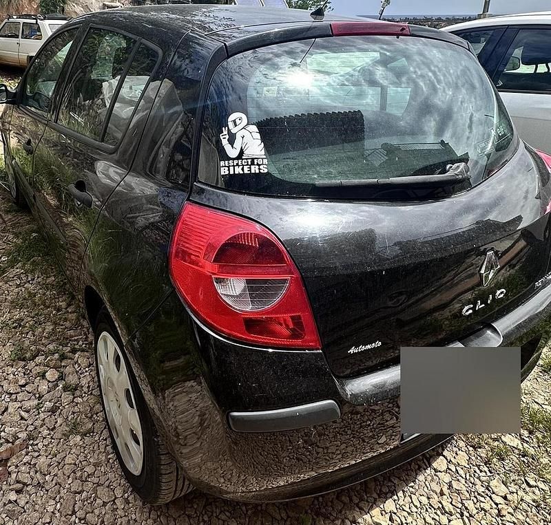 Usata Renault Clio II 86 CV (63 kW) 2006 Nero Berlina