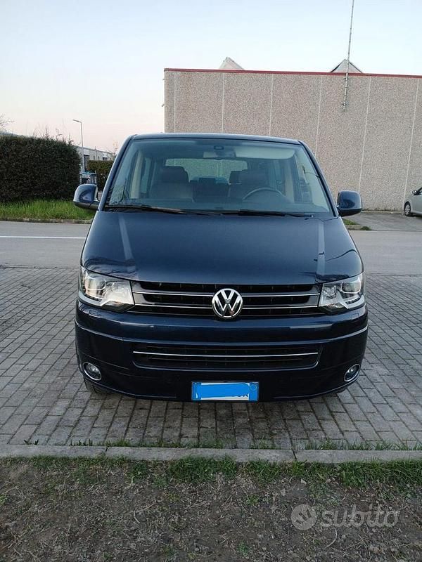 Usata VW Multivan Highline 180 CV (132 kW) 2013 Blu Furgone