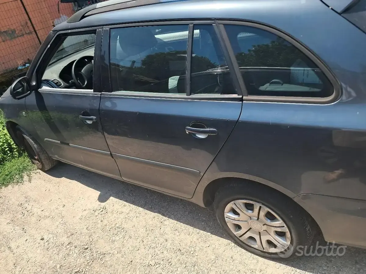 Usata Skoda Fabia 64 CV (47 kW) 2007 Station wagon