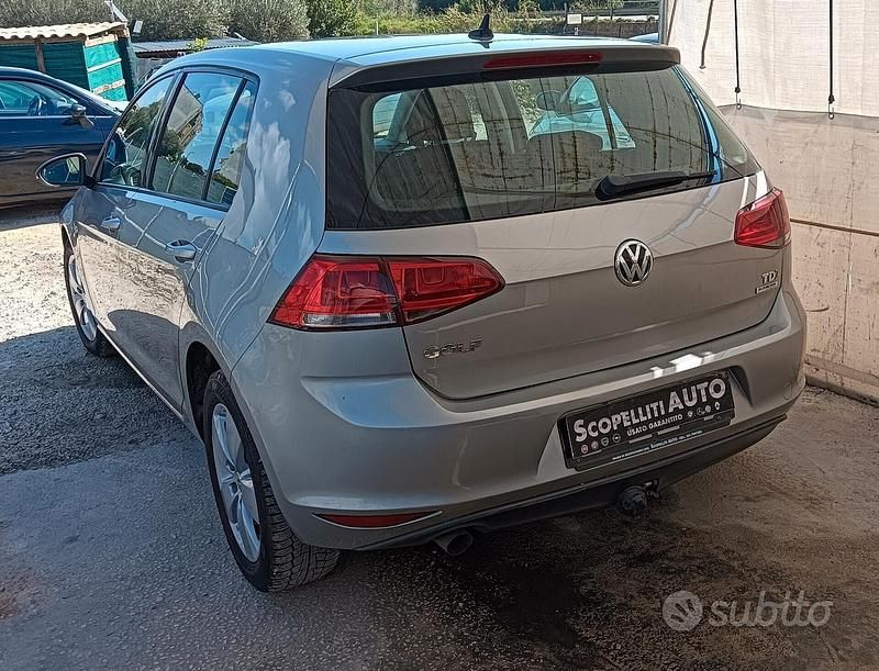 Usata VW Golf VII 104 CV (76 kW) 2013 Grigio Berlina