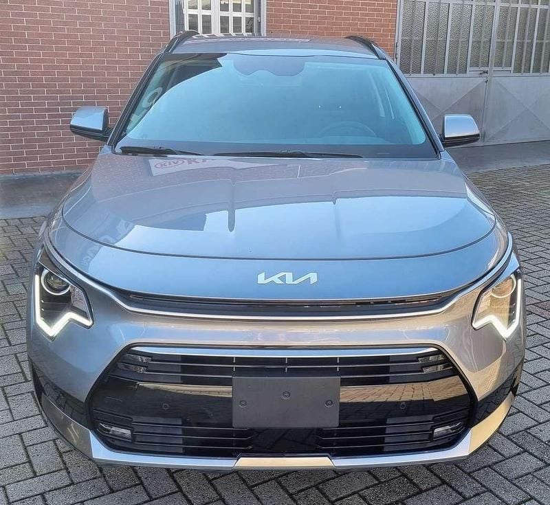 Nuova Kia Niro Style 131 CV (96 kW) 2026 Grigio SUV